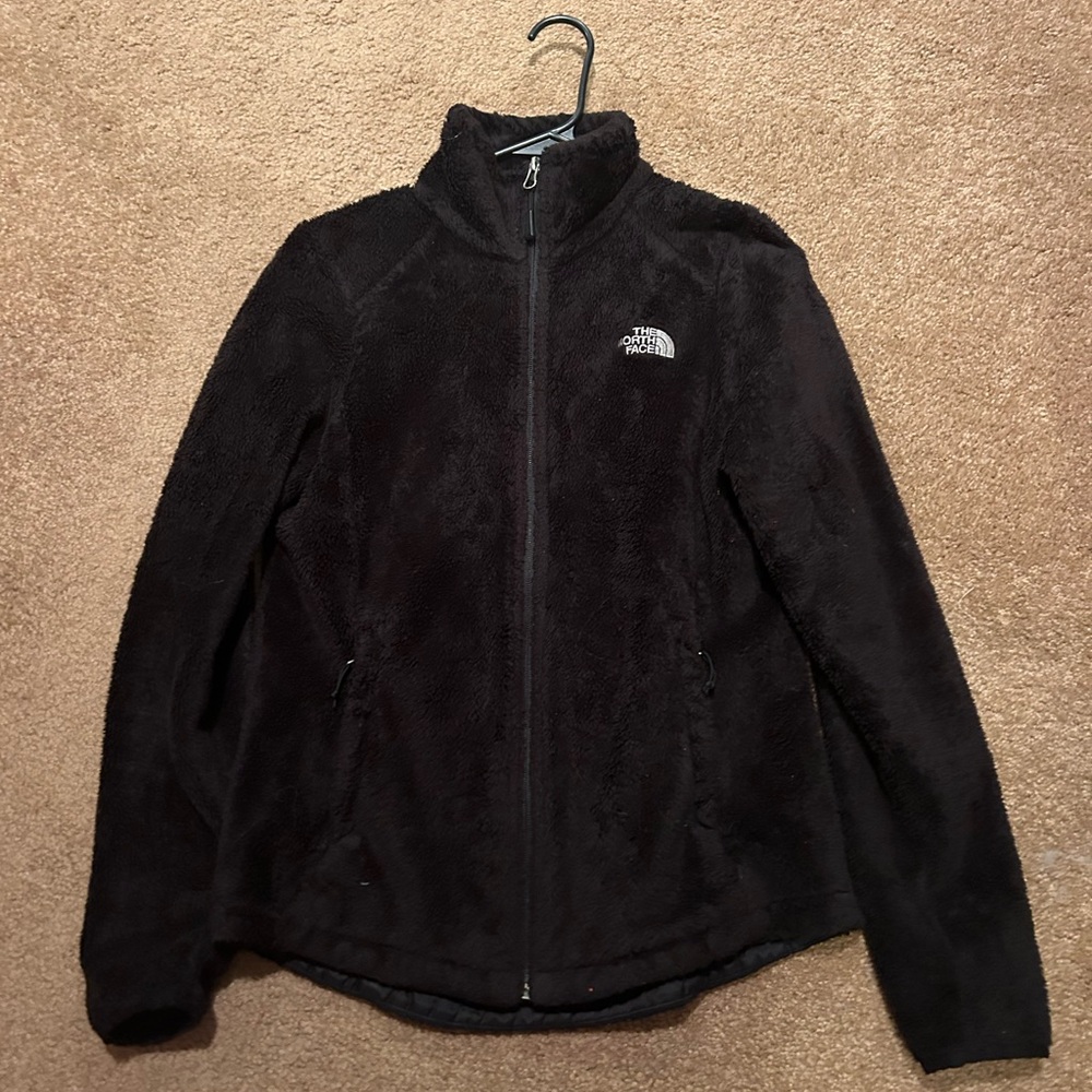 Women’s north face fuzzy jacket!